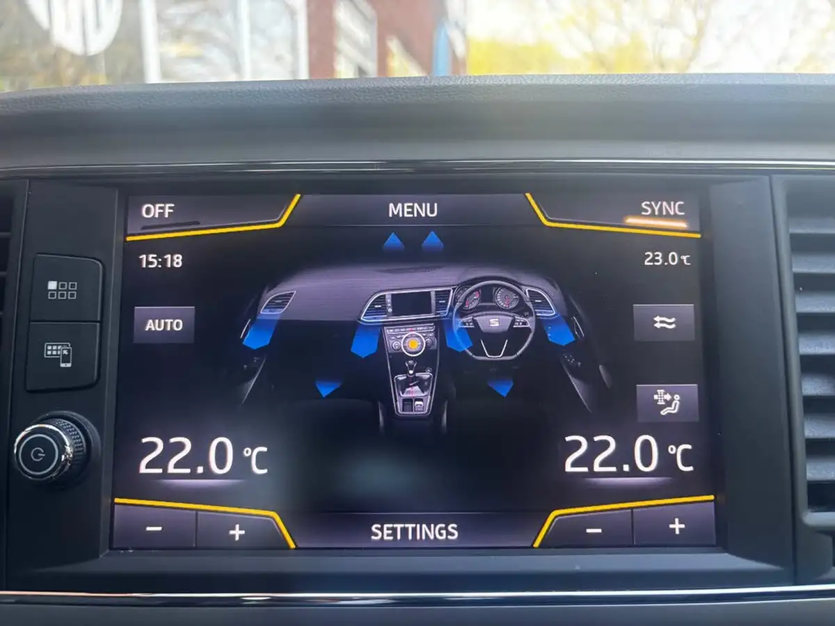 2018-seat-leon-14-ecotsi-xcellence-technology-estate-dsg-big-26