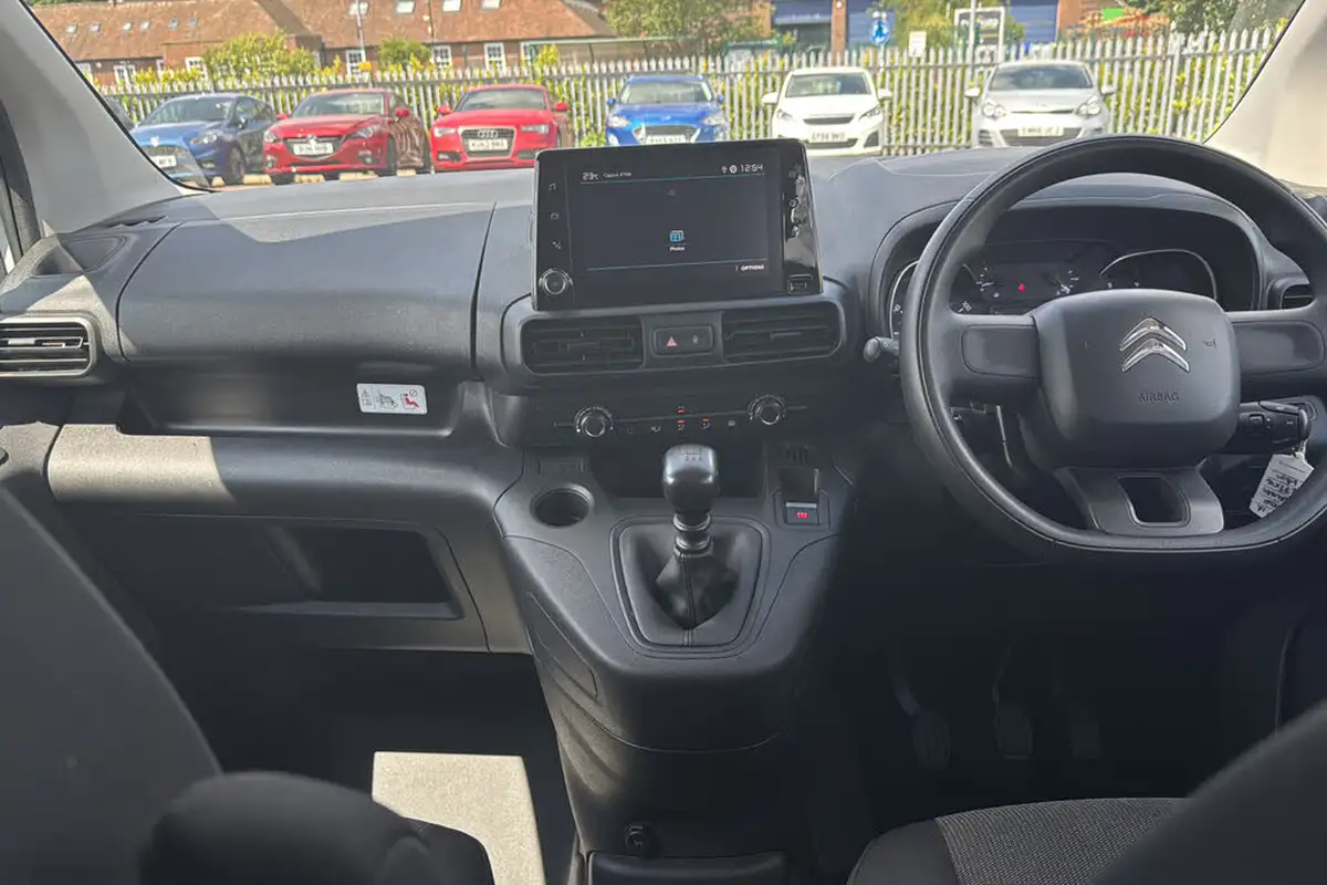 2021-citroen-berlingo-15bluehdi-850-enterprise-pro-100pseu6d-big-7