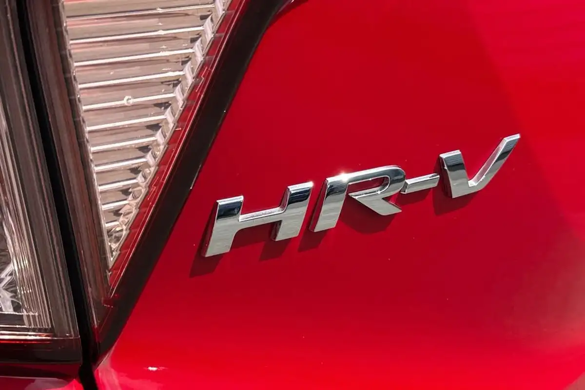 2016-honda-hr-v-15-i-vtec-ex-big-43