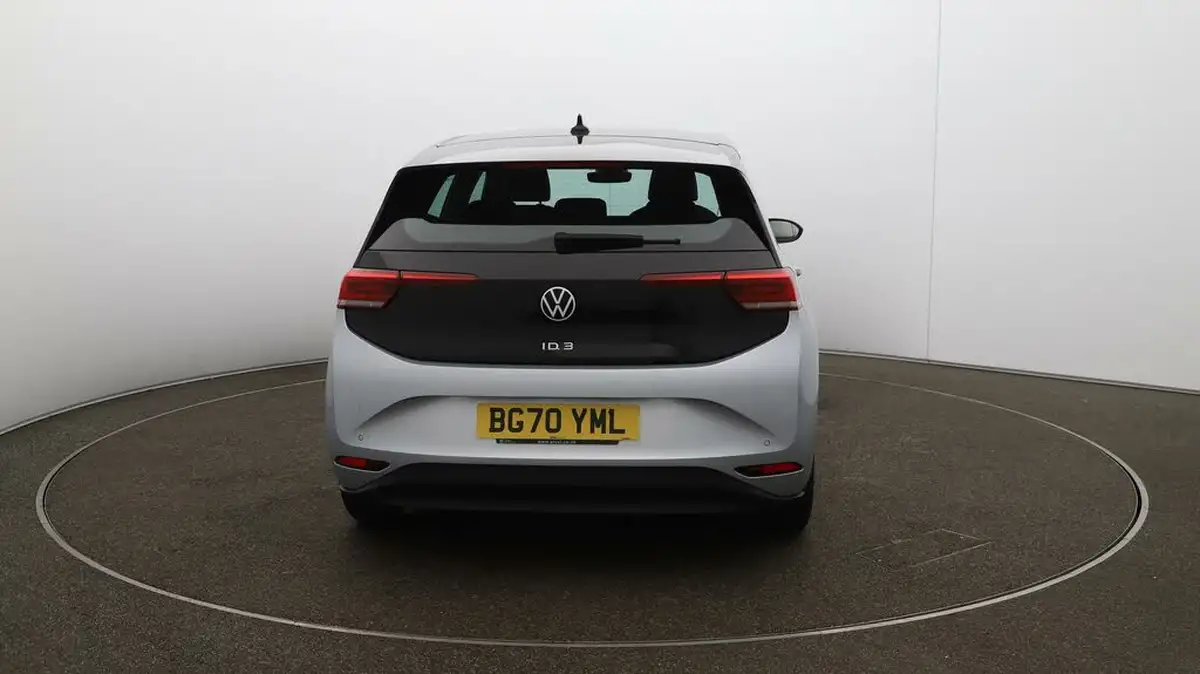 2020-volkswagen-id3-e-life-big-57