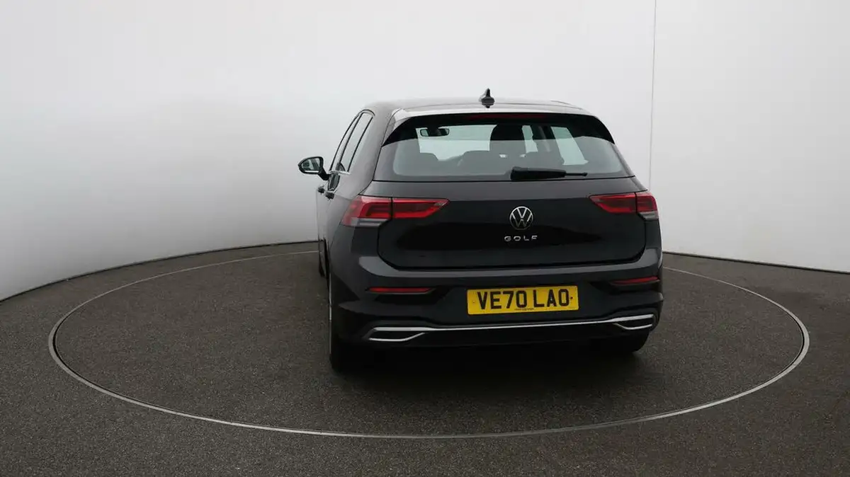 2021-volkswagen-golf-15-tsi-style-150ps-hatchback-big-59
