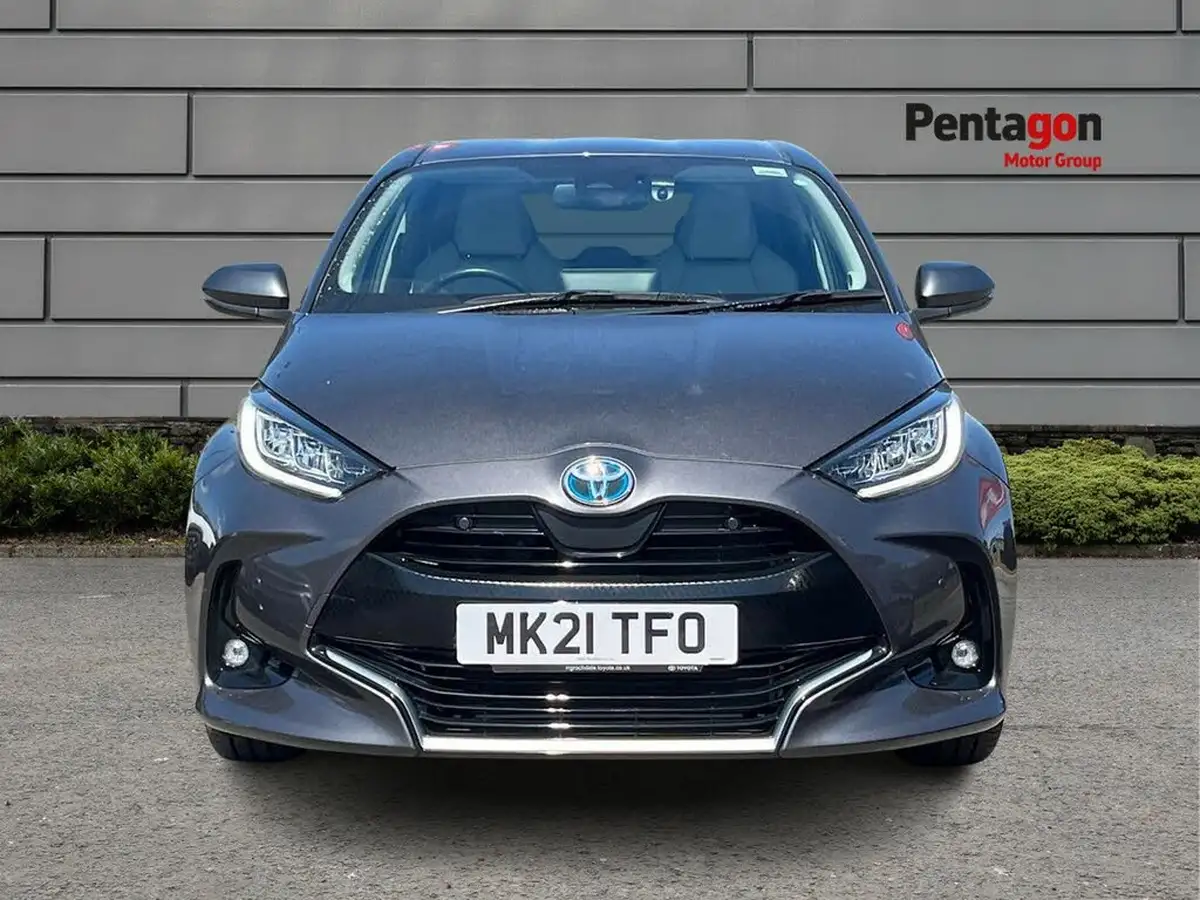 2021-toyota-yaris-15-vvt-i-excel-big-15