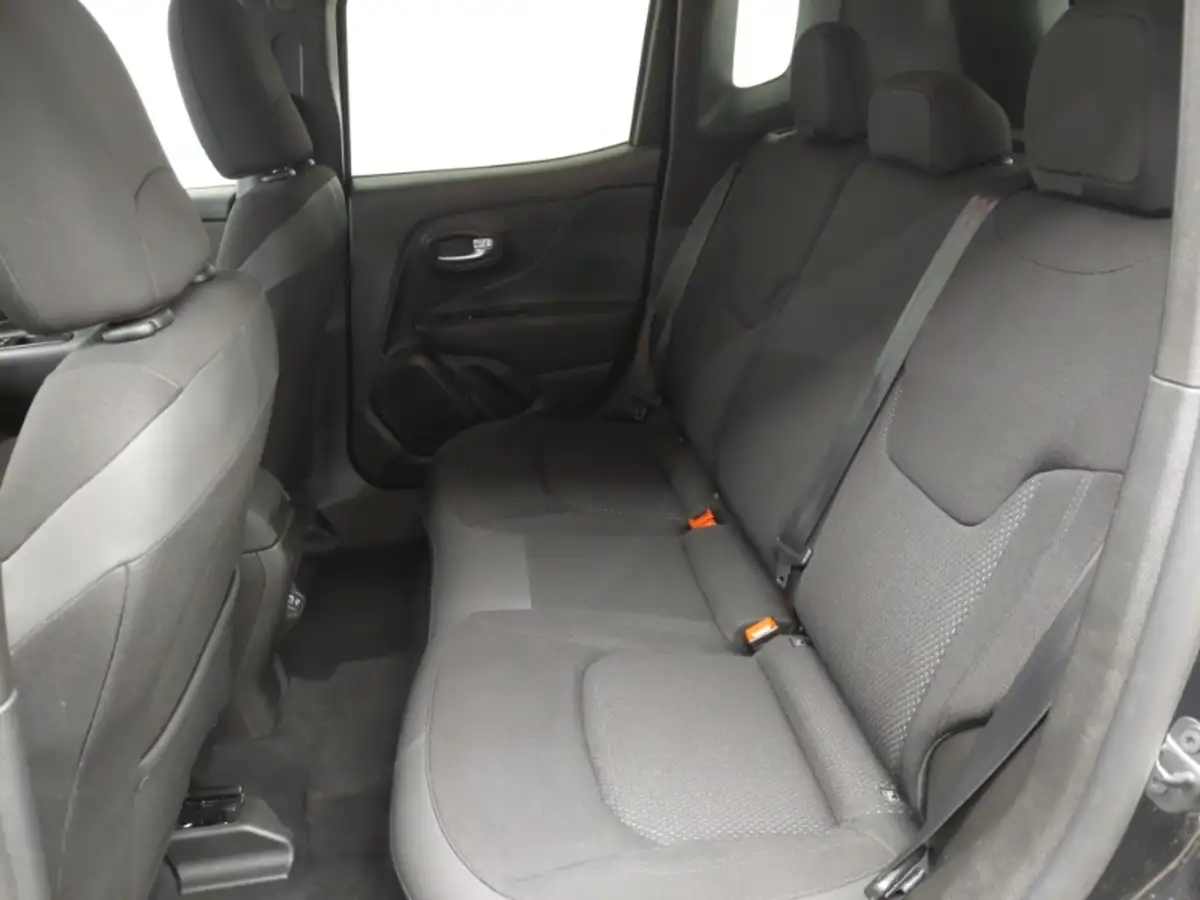 2025-jeep-wrangler-20-gme-sahara-big-5