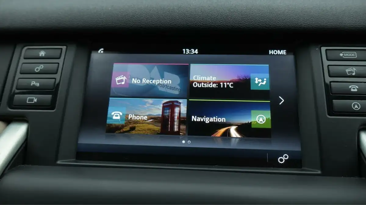 2019-land-rover-discovery-sport-20sd4-hse-big-11