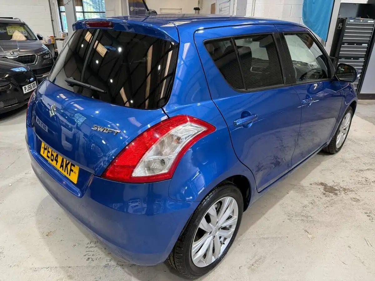 2014-suzuki-swift-12-sz4-94ps-nav-5d-at-big-2