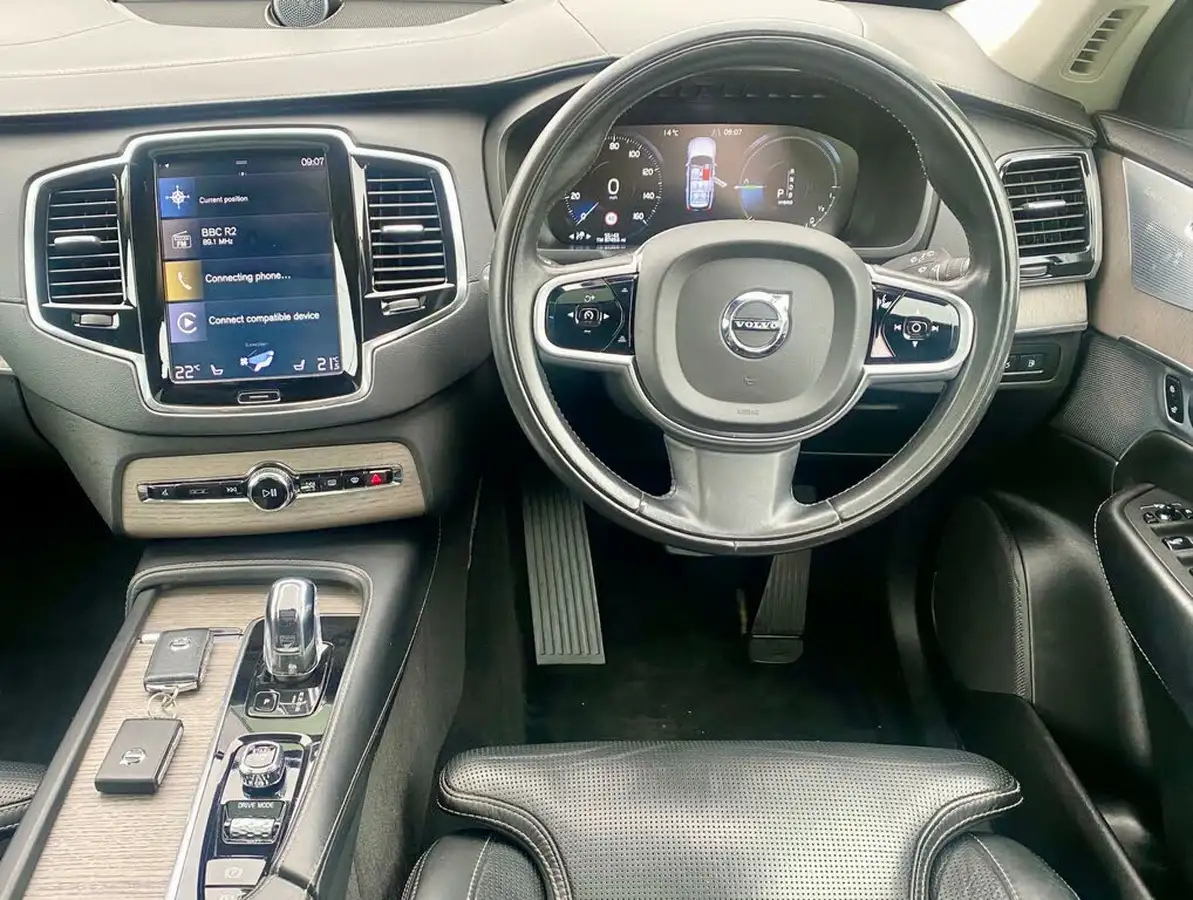 2019-volvo-xc90-20-t8-inscription-pro-384bhp-ss-big-15