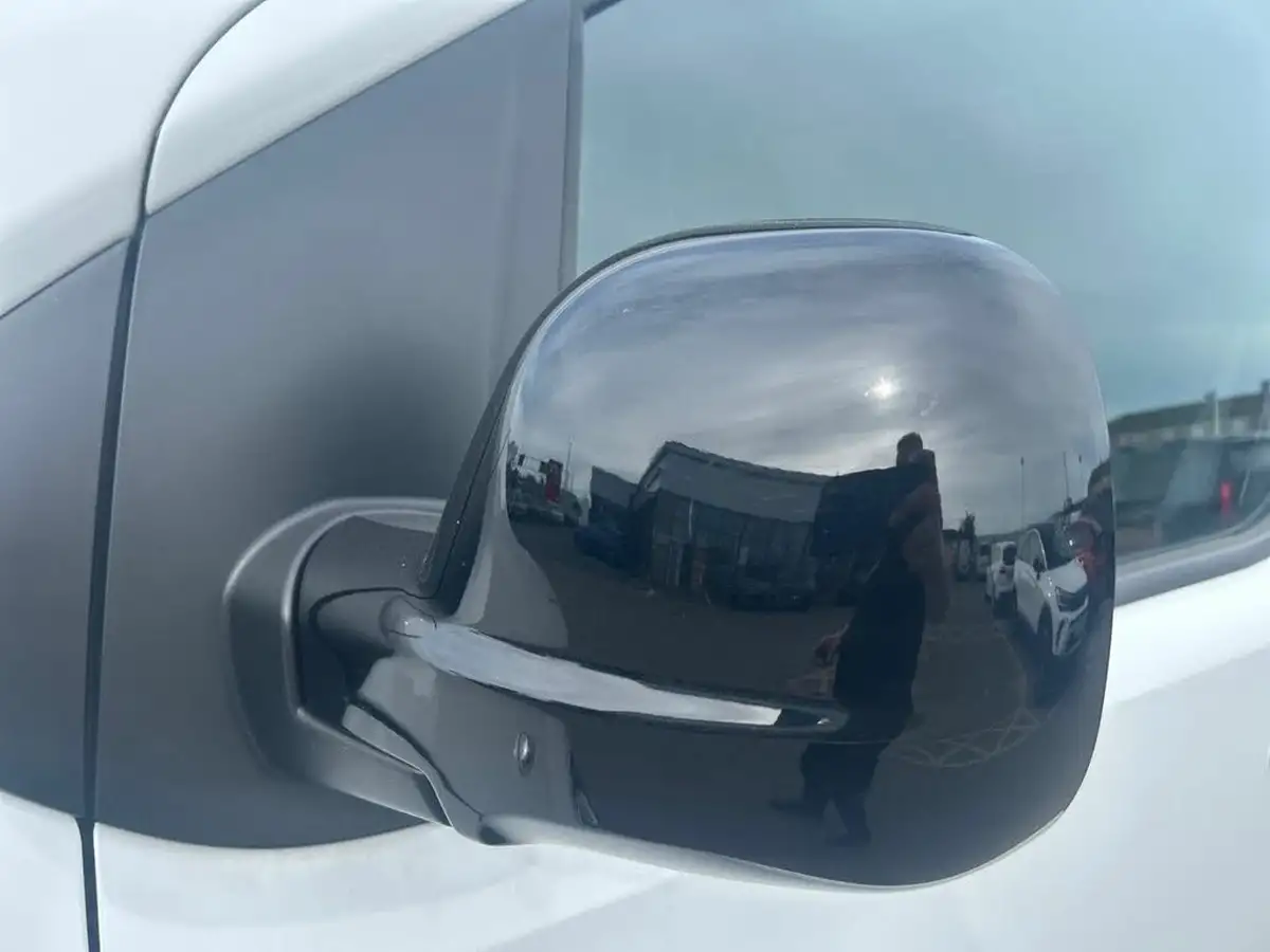 2023-peugeot-expert-15-bluehdi-asphalt-premium-long-1000-big-18