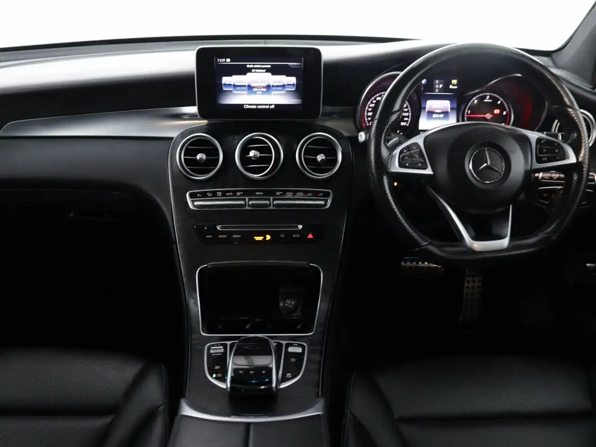 2017-mercedes-benz-glc-class-21d-glc220d-amg-line-premiumss-station-wagon-5d-big-16
