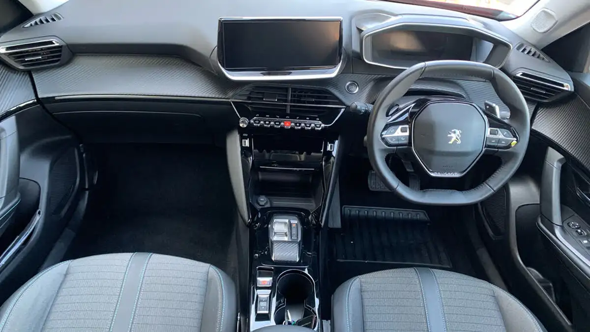 2022-peugeot-2008-suv-12-puretech-allure-premium-130bhp-eat8-big-3