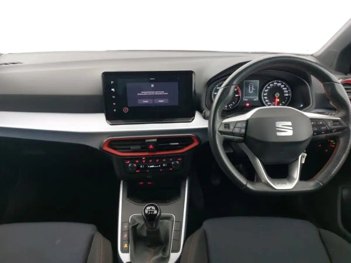 2022-seat-arona-10-tsi-fr-big-2