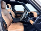 2022-land-rover-110-defender-50-p525-v8-small-36