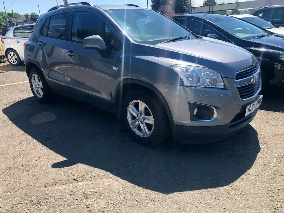 2014-chevrolet-trax-16-ls-big-5