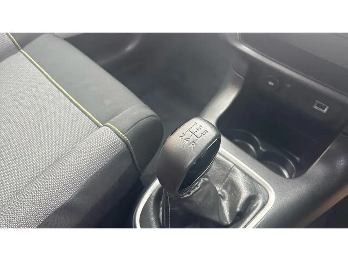 2023-citroen-c3-12-puretech-c-series-edition-83ps-ss-big-12