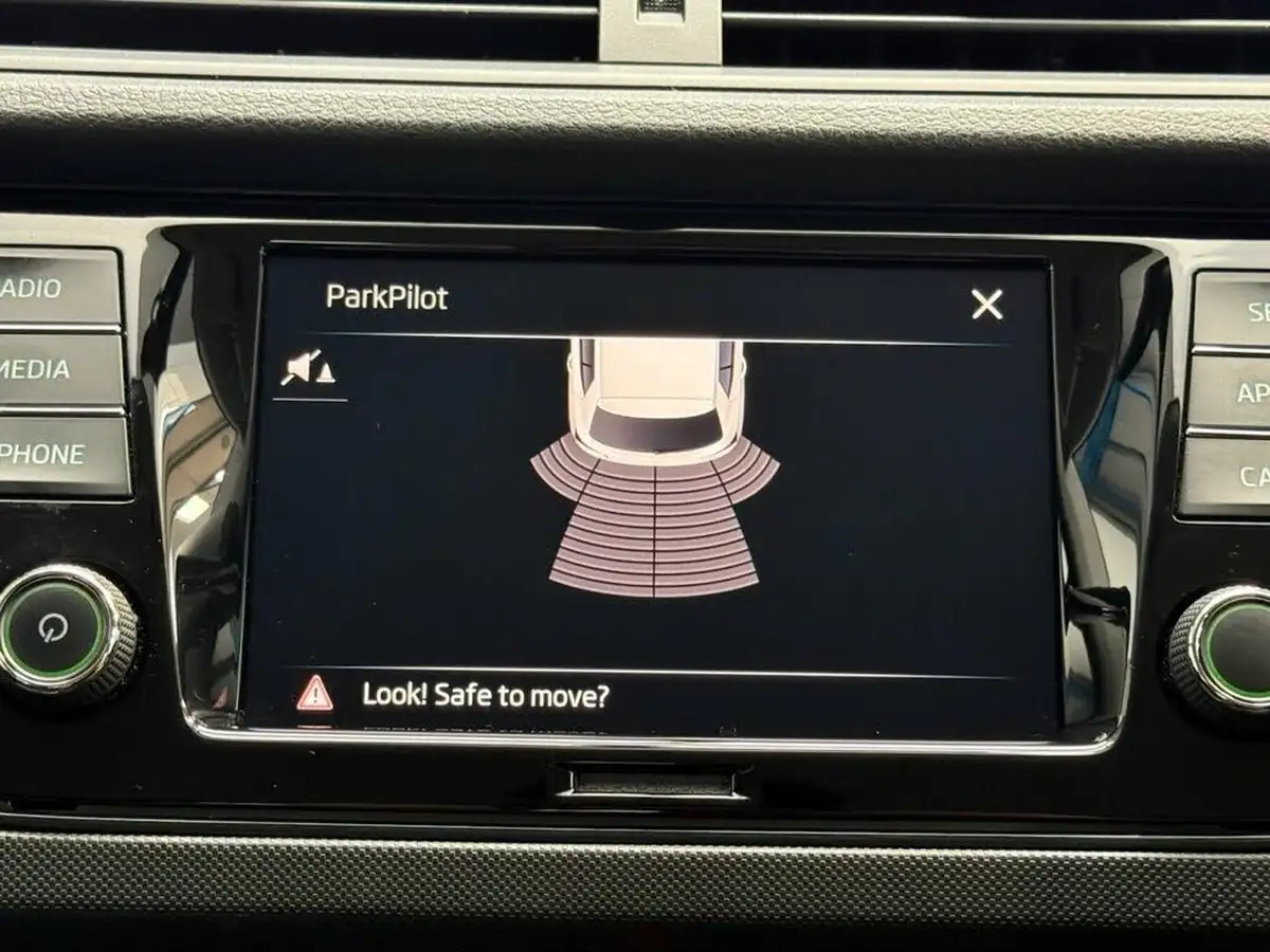 2020-skoda-fabia-10-mpi-colour-edition-60ps-big-27