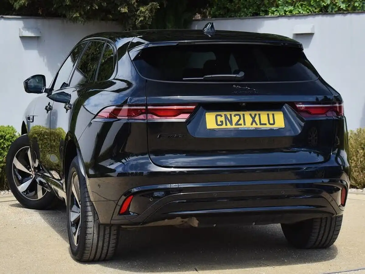 2021-jaguar-f-pace-20-d165-r-dynamic-se-mhev-big-8