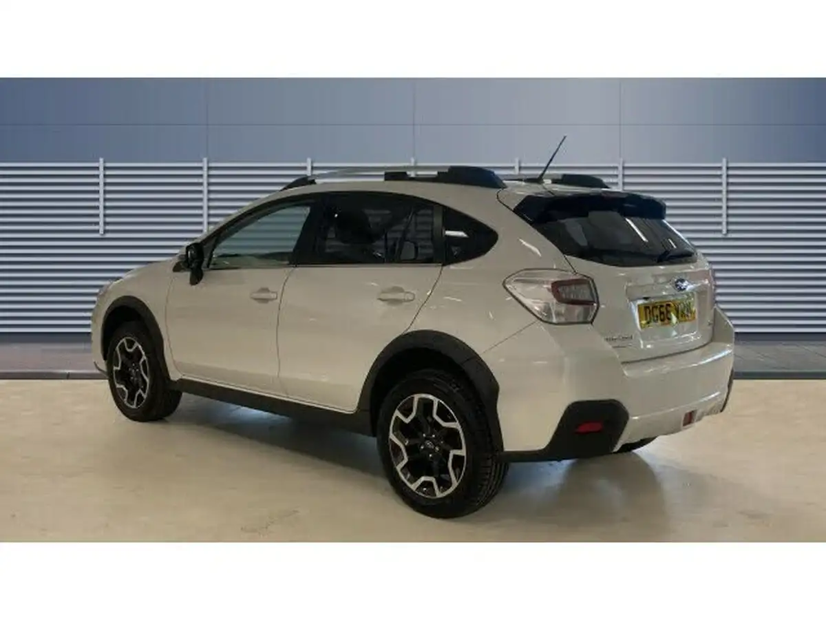 2016-subaru-xv-20i-se-premium-big-1