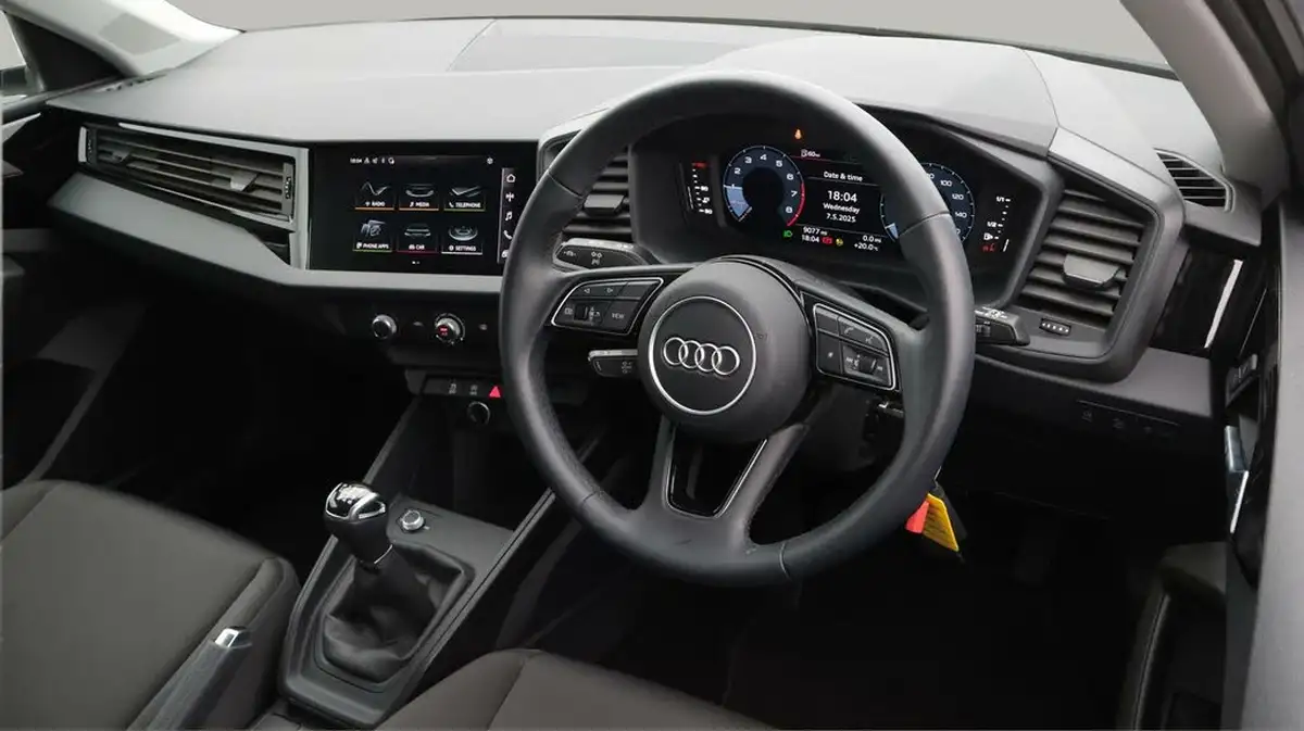 2021-audi-a1-10-30-tfsi-technik-110ps-big-9